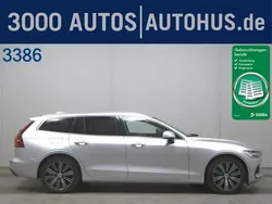 Bright silver metallic / metal Gebraucht 2022 Volvo V60 Plus Kombi | 19.450 € (Superpreis)