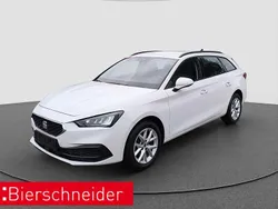 Weiss Gebraucht 2024 Seat Leon Style Kombi | 21.990 € (Guter Preis)