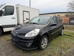 Schwarz Gebraucht 2006 Renault Clio II LIMITED Limousine | 999 € (Guter Preis)
