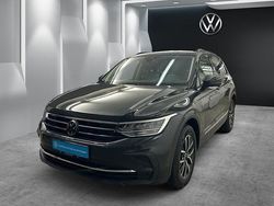 Uranograu Gebraucht 2024 VW Tiguan Business SUV | 32.480 € (Guter Preis)