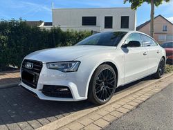 Weiß Gebraucht 2016 Audi A5 Sportback S-Line Kleinwagen | 29.500 €