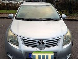Silber Gebraucht 2009 Toyota Avensis Executive Limousine | 5.499 € (Fairer Preis)