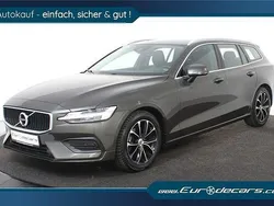 Grau Gebraucht 2019 Volvo V60 Inscription Kombi | 20.800 € (Fairer Preis)