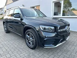 Mercedes GLB220