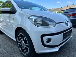 Weiß Gebraucht 2014 VW up! Highline Kleinwagen | 6.990 € (Fairer Preis)