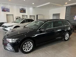 Schwarz Gebraucht 2022 VW Passat Kombi | 17.985 € (Fairer Preis)