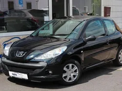 Schwarz Gebraucht 2009 Peugeot 206+ Basis Kleinwagen | 1.490 € (Fairer Preis)