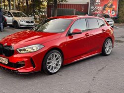 Rot Gebraucht 2021 BMW 120 M Sport Kleinwagen | 27.600 € (Etwas zu teuer)