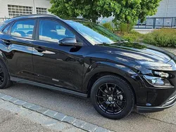 Schwarz Gebraucht 2022 Hyundai Kona Select SUV | 25.900 € (Teuer)