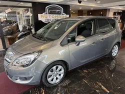 Grau Gebraucht 2016 Opel Meriva Innovation Van / Kleinbus | 9.950 € (Fairer Preis)