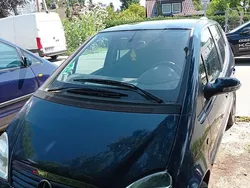 Blau Gebraucht 2003 Mercedes A160 Premium Kombi | 1.050 € (Fairer Preis)