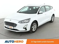 Weiß Gebraucht 2021 Ford Focus Cool & Connect Limousine | 16.010 € (Superpreis)