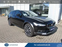 Schwarz Gebraucht 2024 Volvo V90 CC Plus Kombi | 52.411 € (Etwas zu teuer)