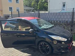 Schwarz Gebraucht 2015 Ford Fiesta Sport Kleinwagen | 7.500 € (Fairer Preis)