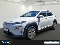 Weiss (chalk white metallic) Gebraucht 2020 Hyundai Kona Trend SUV | 19.990 € (Superpreis)