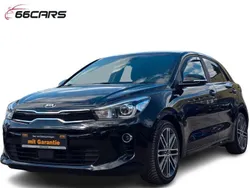 Schwarz Gebraucht 2017 Kia Rio Platinum Edition Limousine | 10.780 € (Fairer Preis)