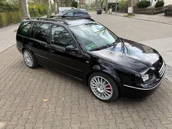 Schwarz Gebraucht 2004 VW Bora Sportline Limousine | 5.555 €