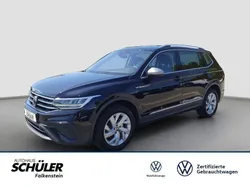 Schwarz deep black perleffekt metallic Gebraucht 2022 VW Tiguan Allspace Sound SUV | 30.945 € (Guter Preis)