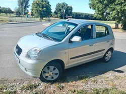 Silber Gebraucht 2005 Kia Picanto LX Kleinwagen | 3.800 € (Teuer)