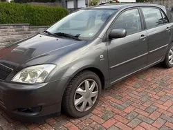 Grau Gebraucht 2004 Toyota Corolla Sol Limousine | 3.190 € (Fairer Preis)