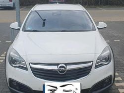 Weiß Gebraucht 2016 Opel Insignia Kombi | 8.000 € (Guter Preis)