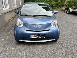 Blau Gebraucht 2011 Toyota iQ Kleinwagen | 6.990 € (Superpreis)