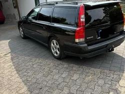 Schwarz Gebraucht 2002 Volvo V70 Kombi | 2.900 €