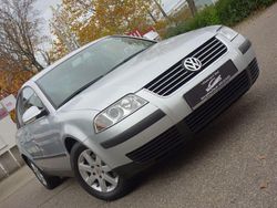 Silber Gebraucht 2004 VW Passat Family Limousine | 4.500 € (Teuer)