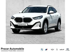 Weiß Gebraucht 2024 BMW X2 SUV | 37.700 € (Teuer)