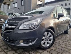 Grau Gebraucht 2015 Opel Meriva Van / Kleinbus | 5.800 € (Fairer Preis)