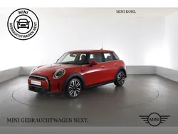 Rot Gebraucht 2024 Mini Cooper Classic Kleinwagen | 29.190 € (Fairer Preis)