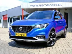 Blau Gebraucht 2019 MG ZS Luxury Limousine | 10.450 €