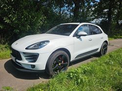 Weiß Gebraucht 2017 Porsche Macan S SUV | 39.800 € (Fairer Preis)