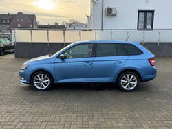 Blau Gebraucht 2016 Skoda Fabia Joy Kombi | 6.599 € (Fairer Preis)