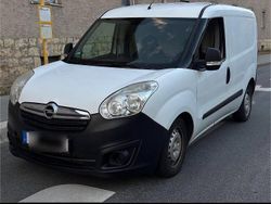 Weiß Gebraucht 2014 Opel Combo Van / Kleinbus | 5.300 €