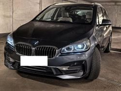 Grau Gebraucht 2020 BMW 225 Luxury Line Van / Kleinbus | 18.999 € (Guter Preis)