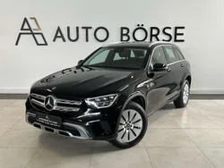 (schwarz unilack) Gebraucht 2021 Mercedes GLC300e SUV | 24.490 € (Fairer Preis)