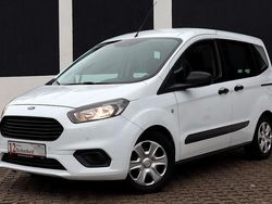 Weiß Gebraucht 2019 Ford Tourneo Courier Ambiente Van / Kleinbus | 8.600 € (Fairer Preis)