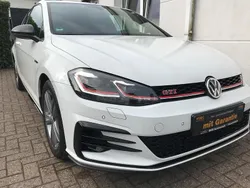 Weiß Gebraucht 2017 VW Golf VII GTI Limousine | 18.750 € (Fairer Preis)