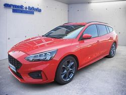 Rot Gebraucht 2020 Ford Focus ST-Line Kombi | 19.290 € (Fairer Preis)