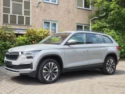 Grau Gebraucht 2022 Skoda Kodiaq Tour SUV | 25.900 € (Guter Preis)