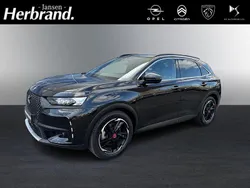 Lackierung schwarz perla nera/ Gebraucht 2022 DS Automobiles DS7 Crossback Performance SUV | 29.390 € (Etwas zu teuer)