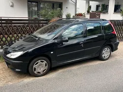 Schwarz Gebraucht 2002 Peugeot 206 Filou Kombi | 2.299 € (Etwas zu teuer)