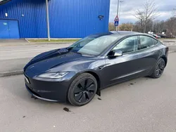 Grau Gebraucht 2023 Tesla Model 3 Standard Range Limousine | 36.600 € (Teuer)