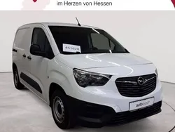 Jade weiß Gebraucht 2021 Opel Combo Selection Van / Kleinbus | 10.790 € (Guter Preis)