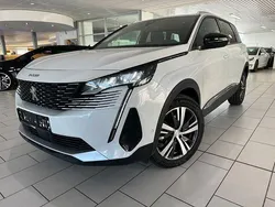Lack weiss perlglänzend/metallic Gebraucht 2023 Peugeot 5008 Allure Van / Kleinbus | 21.800 € (Guter Preis)