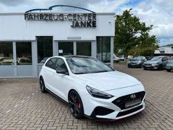 Serenity white / mic Gebraucht 2024 Hyundai i30 Comfort Coupé | 35.900 € (Etwas zu teuer)