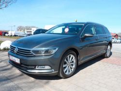 Grau Gebraucht 2016 VW Passat Highline Kombi | 16.990 € (Fairer Preis)