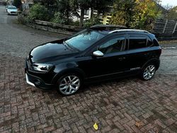 Schwarz Gebraucht 2016 VW Polo Cross Kleinwagen | 8.000 €