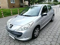 Silber Gebraucht 2013 Peugeot 206 Limousine | 2.290 € (Fairer Preis)